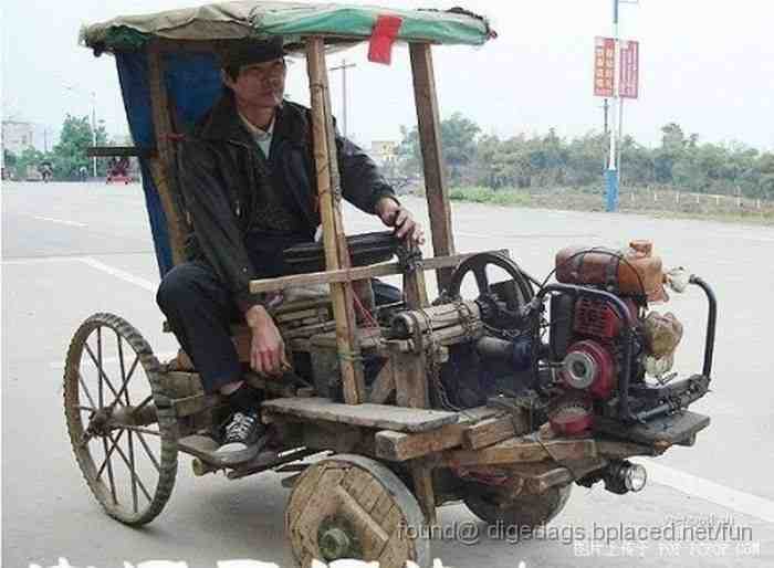 wooden+tractor.jpg